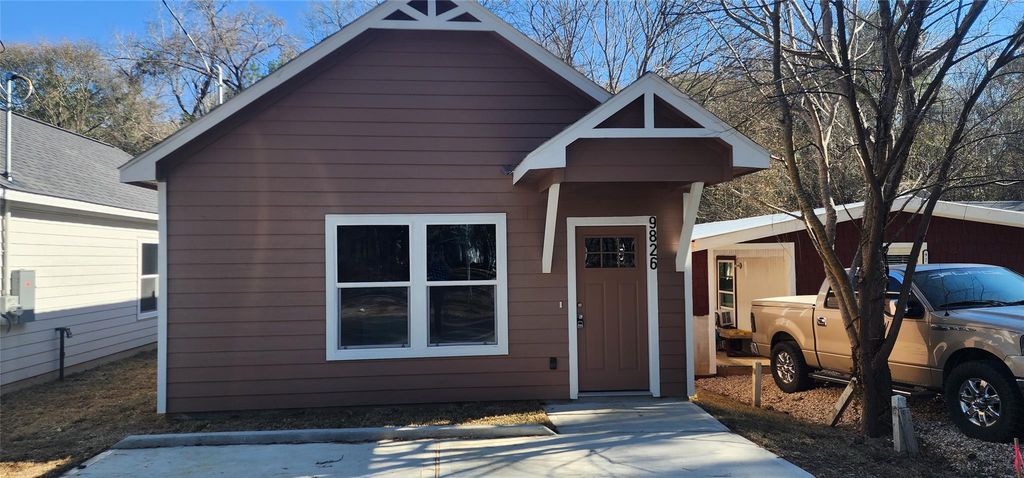 9822 Arbor Oaks, Willis, TX 77318