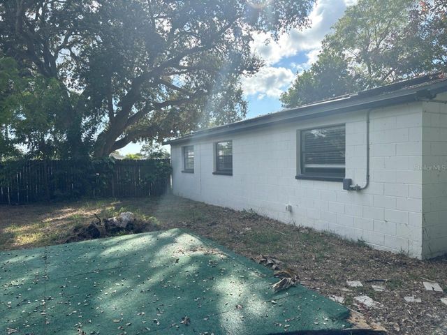5801 92ND AVENUE N, Pinellas Park, FL 33782