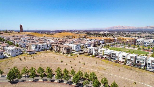 218 William Manly Street 2, San Jose, CA 95136