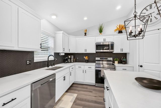 5002 Great Gray Drive, Madison, WI 53718