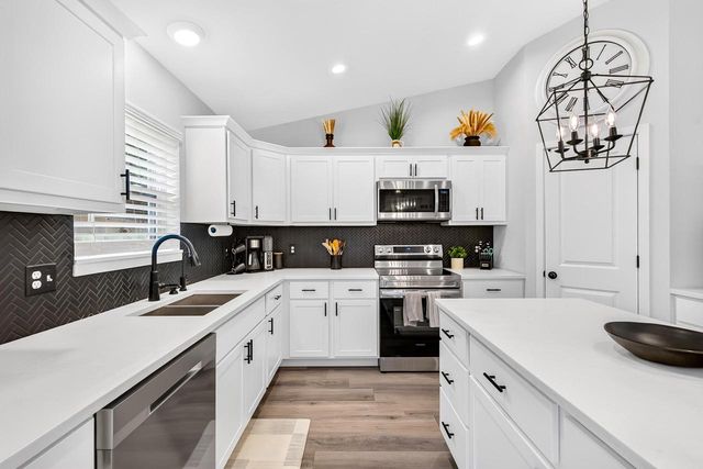 5002 Great Gray Drive, Madison, WI 53718