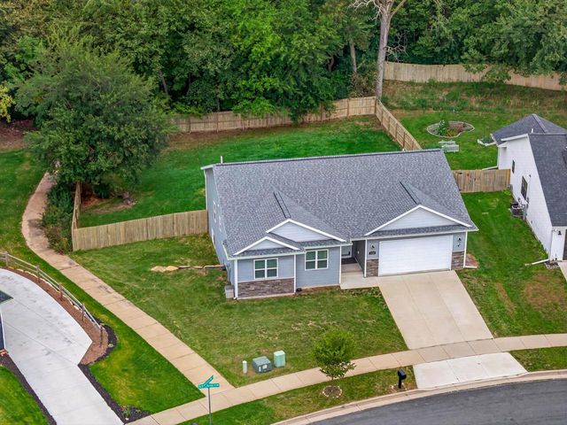 5002 Great Gray Drive, Madison, WI 53718