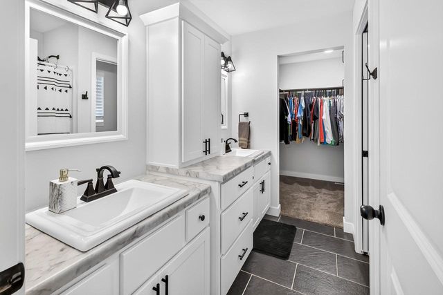 5002 Great Gray Drive, Madison, WI 53718