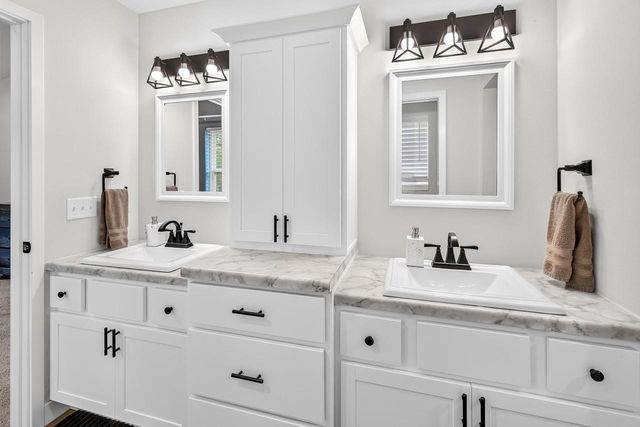 5002 Great Gray Drive, Madison, WI 53718