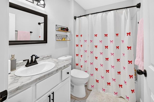 5002 Great Gray Drive, Madison, WI 53718