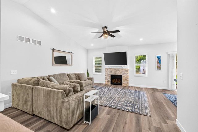 5002 Great Gray Drive, Madison, WI 53718