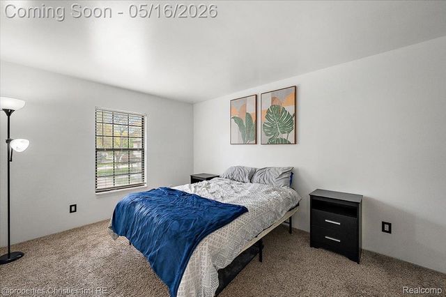 35164 N Bay Circle, Harrison Charter Township, MI 48045