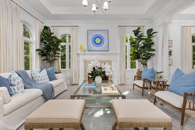 310 Australian Avenue, Palm Beach, FL 33480