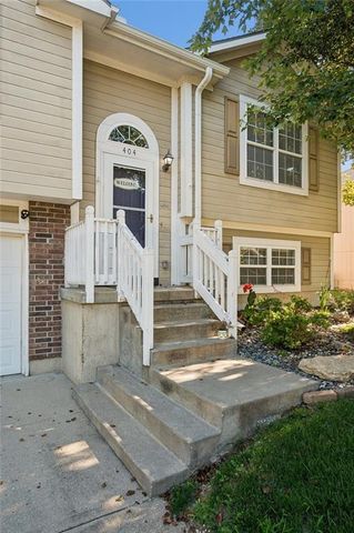 404 NW Europa Drive, Grain Valley, MO 64029