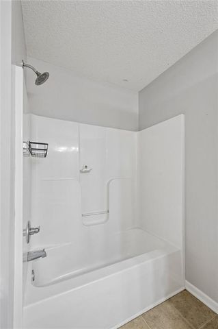 404 NW Europa Drive, Grain Valley, MO 64029