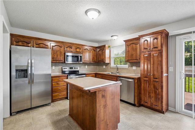 404 NW Europa Drive, Grain Valley, MO 64029