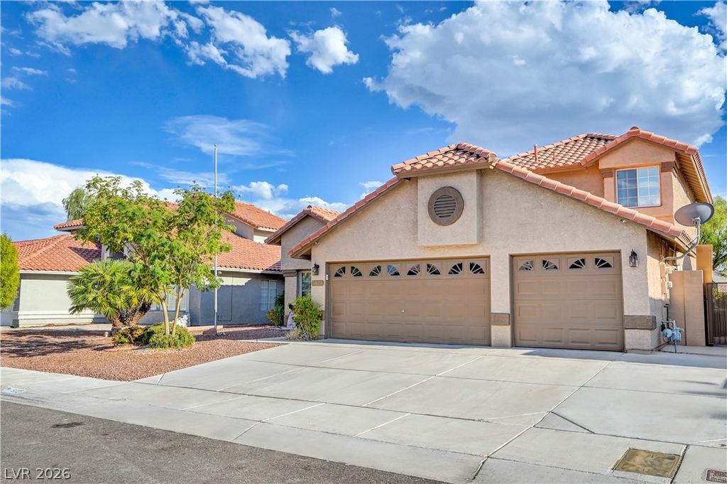 5825 Blush Avenue, Las Vegas, NV 89130 — photo 2