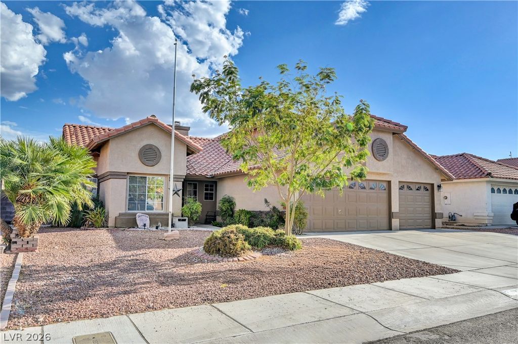 5825 Blush Avenue, Las Vegas, NV 89130 — photo 3