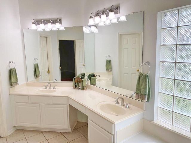 15427 Truslow Point Lane, Sugar Land, TX 77478