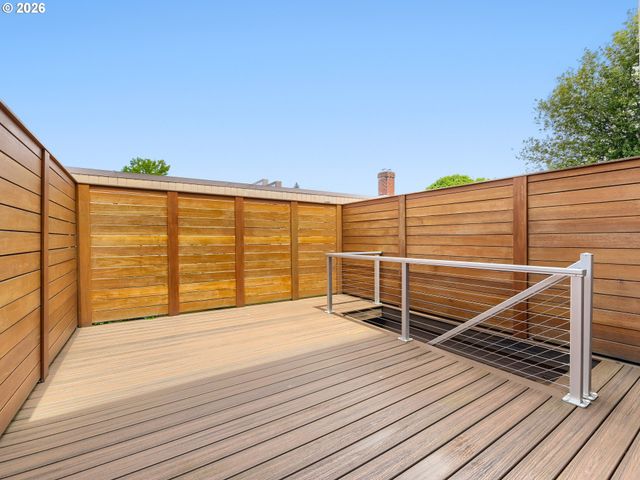 2345 Nw OVERTON St, Portland, OR 97210