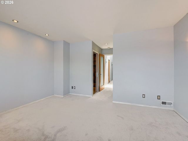 2345 Nw OVERTON St, Portland, OR 97210