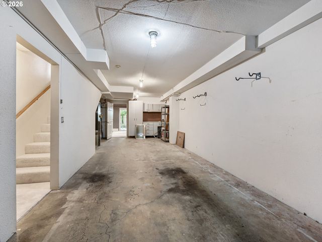 2345 Nw OVERTON St, Portland, OR 97210