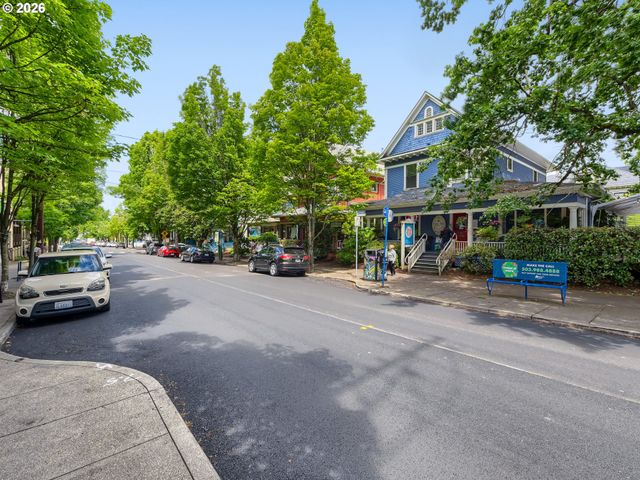2345 Nw OVERTON St, Portland, OR 97210