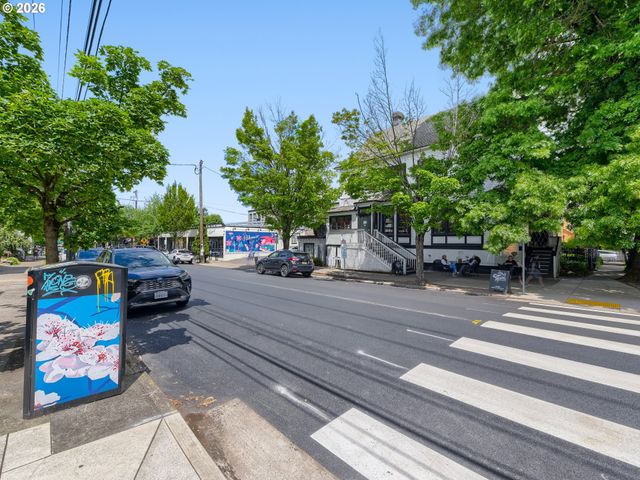 2345 Nw OVERTON St, Portland, OR 97210