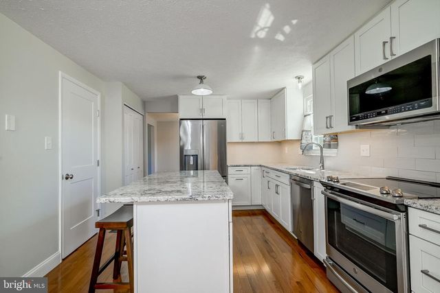 402 BELLE GROVE RD, Gaithersburg, MD 20877