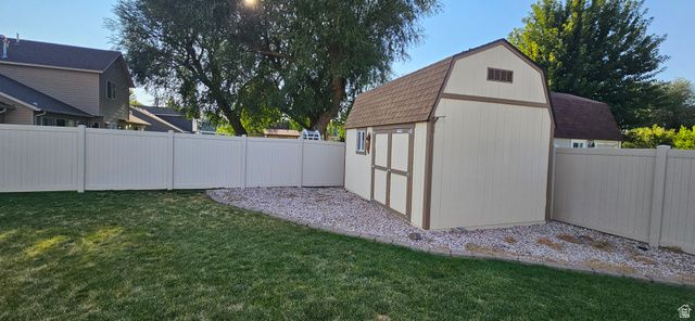 156 W 2025 N, Harrisville, UT 84414