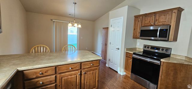 156 W 2025 N, Harrisville, UT 84414