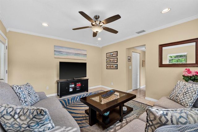 1334 59TH STREET N, St Petersburg, FL 33710