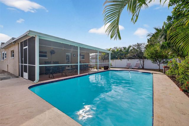 1334 59TH STREET N, St Petersburg, FL 33710