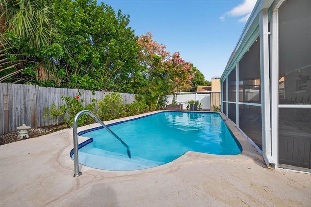 1334 59TH STREET N, St Petersburg, FL 33710