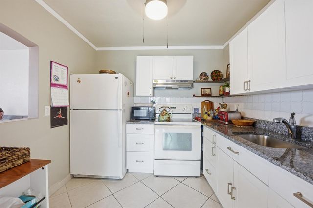 47 Saxony A, Delray Beach, FL 33446