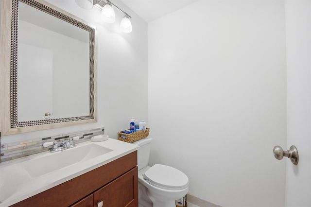 47 Saxony A, Delray Beach, FL 33446