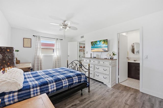 47 Saxony A, Delray Beach, FL 33446