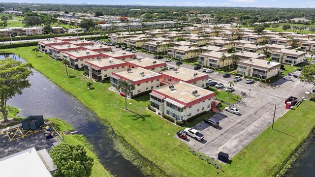 47 Saxony A, Delray Beach, FL 33446