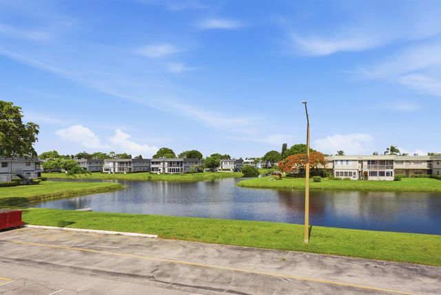 47 Saxony A, Delray Beach, FL 33446