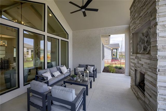 13626 Granada Drive, Leawood, KS 66224