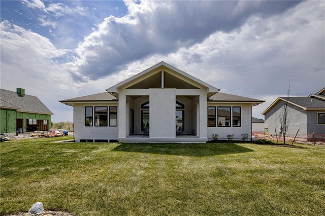 13626 Granada Drive, Leawood, KS 66224