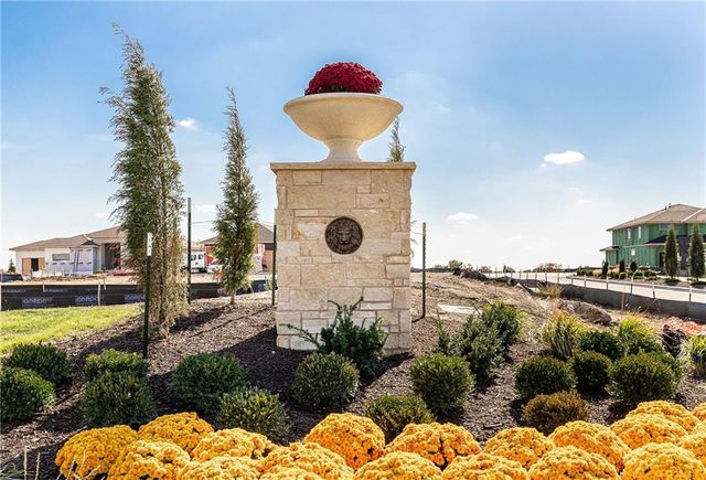 13626 Granada Drive, Leawood, KS 66224