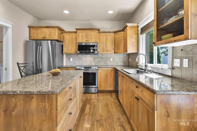 3031 N Christian Way, Meridian, ID 83646