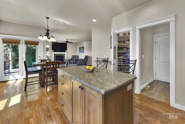 3031 N Christian Way, Meridian, ID 83646