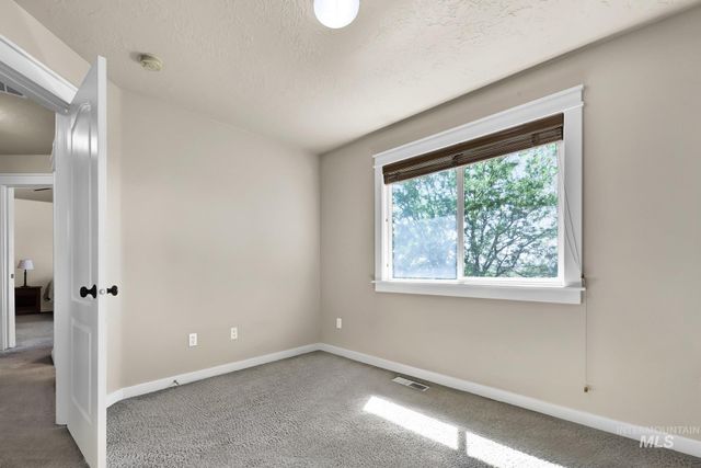 3031 N Christian Way, Meridian, ID 83646
