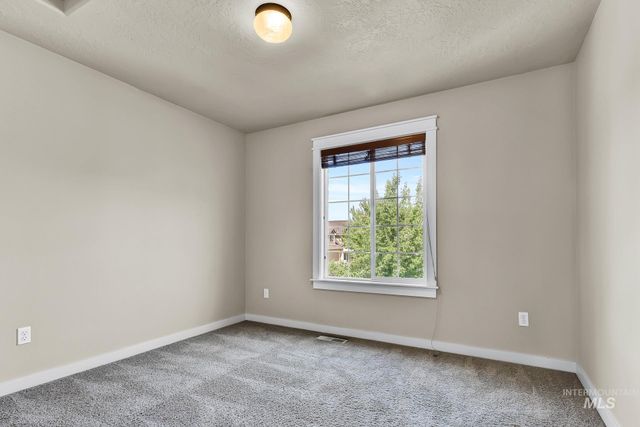 3031 N Christian Way, Meridian, ID 83646