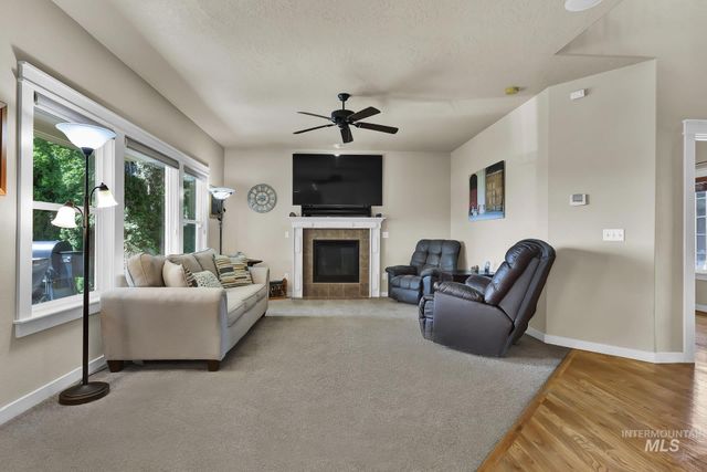 3031 N Christian Way, Meridian, ID 83646