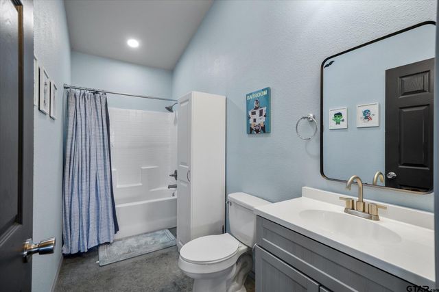1026 VZ County Road 2115, Canton, TX 75103