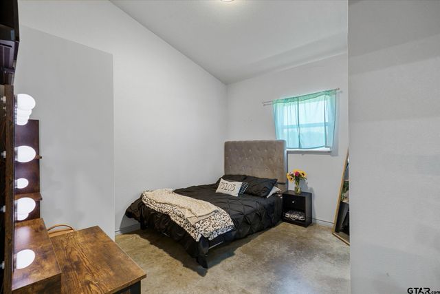 1026 VZ County Road 2115, Canton, TX 75103