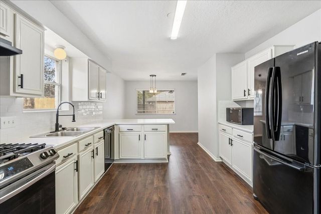 906 Shiremeadow Drive, Missouri City, TX 77489