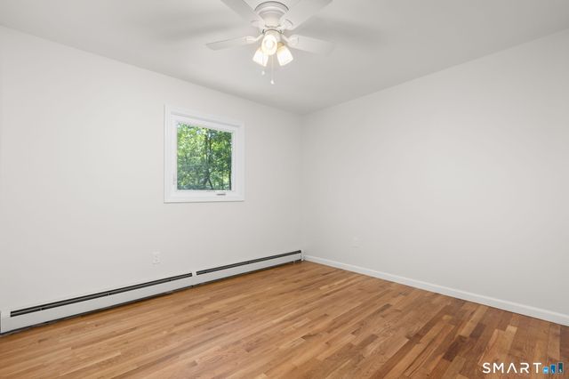 2 Oakwood Drive, New Fairfield, CT 06812