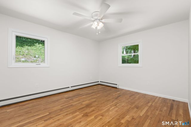 2 Oakwood Drive, New Fairfield, CT 06812