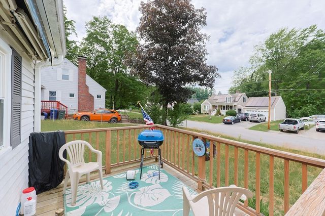 23 Thayer St, Leominster, MA 01453