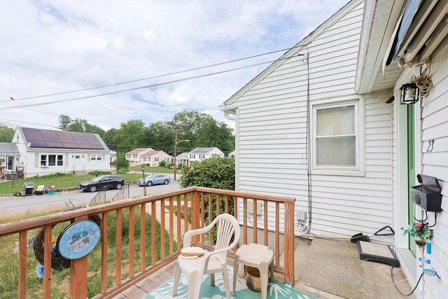 23 Thayer St, Leominster, MA 01453