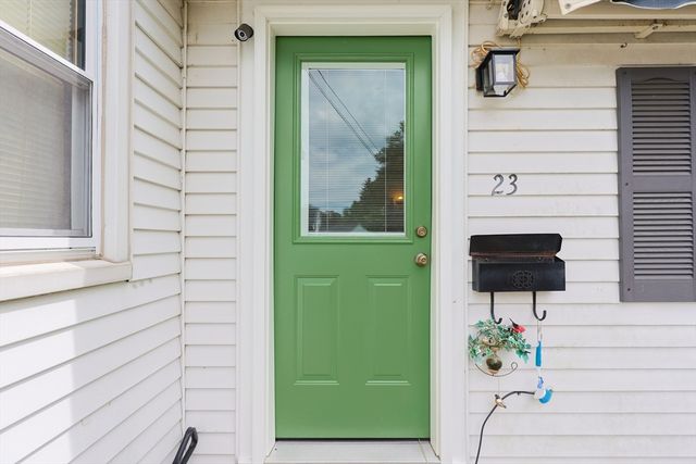 23 Thayer St, Leominster, MA 01453